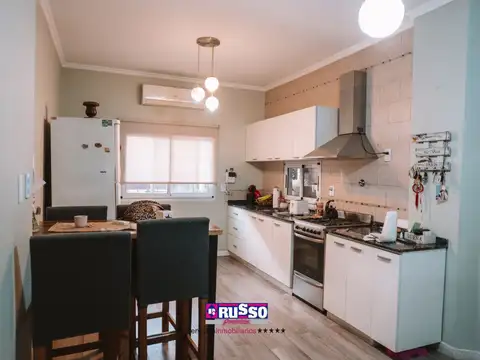 Venta casa San Justo 5 ambientes