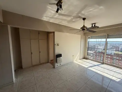 Rivadavia 13800, Piso 21