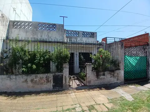 Casa - Venta - Argentina, Tres de Febrero - Catrilo 4975