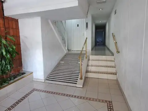 Departamento 2 ambientes en Alquiler con Balcón 