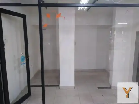 Local en venta - 9mts2 - La Plata