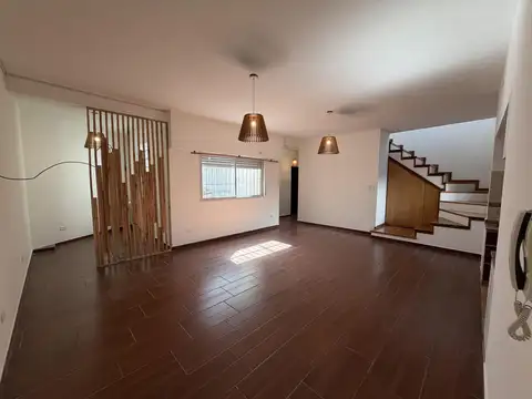 PH en Alquiler en Villa Luro, CABA