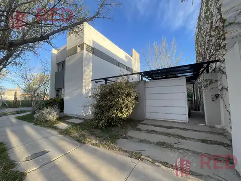 Depto Tipo Casa en Venta de 5 ambientes