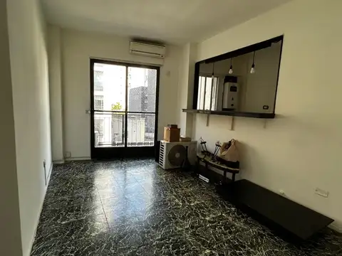 Departamento de tres ambientes en alquiler en Recoleta