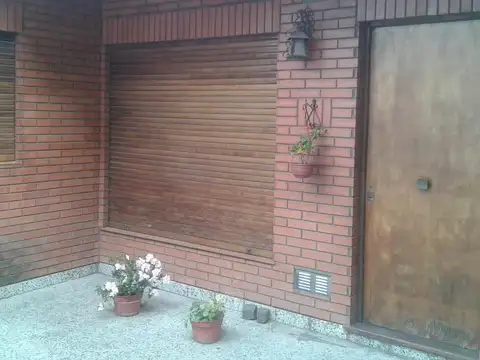 Depto Tipo Casa en Venta de 6 ambientes