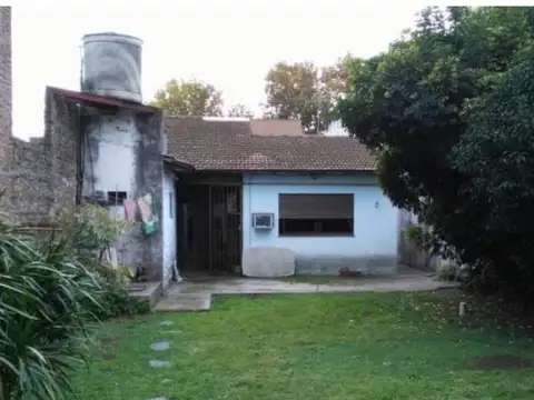 PH en venta - 2 Ufs - 382Mts2 - Lanús Oeste