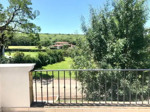 Casa en Alquiler en San Lorenzo, USD 2.500