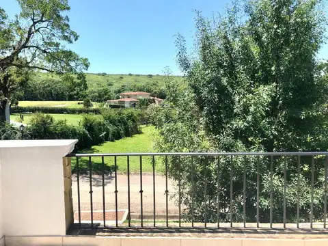 Casa en Alquiler en San Lorenzo, USD 3.000