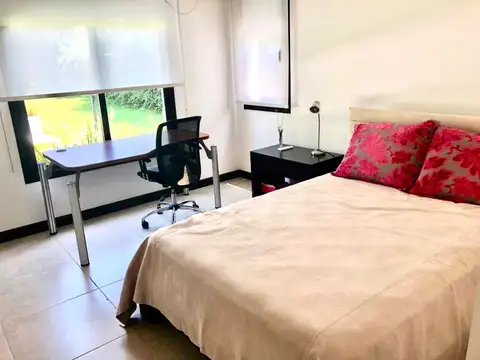 Casa en alquiler en Finca La Montaña