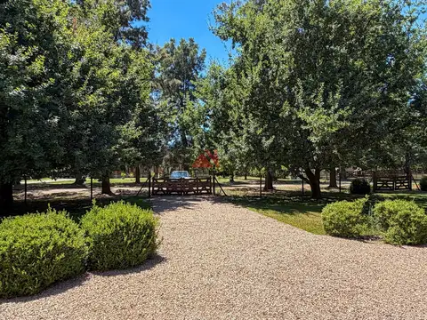 Casa  en Venta en El Solar de Capilla, Exaltación de la Cruz, G.B.A. Zona Norte