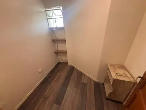 CASA 4 AMBIENTES CON PATIO
