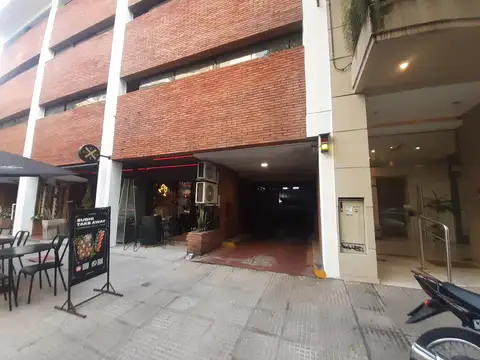 Cochera en venta en Colegiales