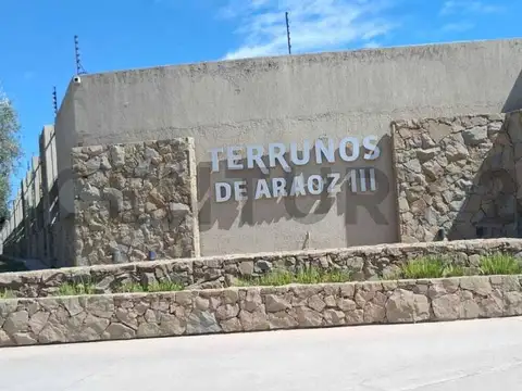 LOTE EN BARRIO TERRUÑOS DE ARAOZ III – LUJAN DE CUYO