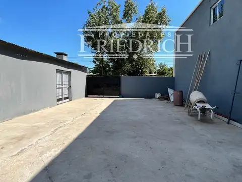 GALPÓN en Venta Con VIVIENDA