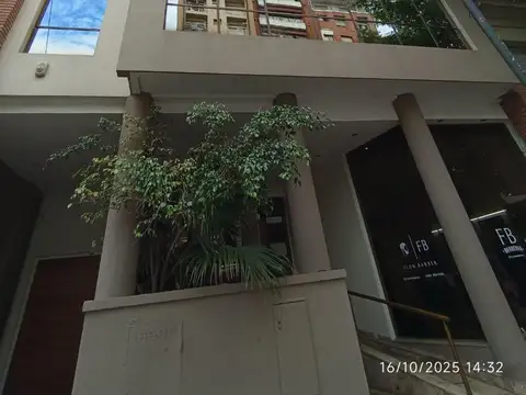 45 (12 Y 13) Con Cochera 883 , Piso 2