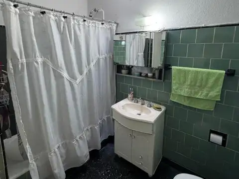 VENTA CASA 3 AMB COCHERA Y FONDO