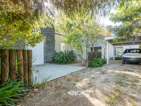 Casa 5 ambientes con 5 baños