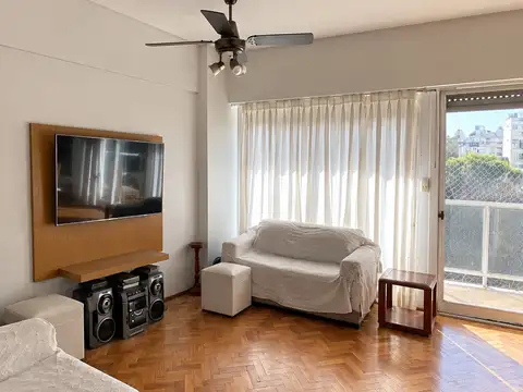 Av Rivadavia 4100, Piso 4