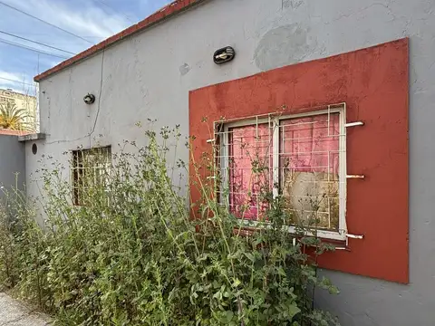 VENTA | Casa | RAMOS MEJIA | OPORTUNIDAD FLIPPING SOBRE LOTE PROPIO