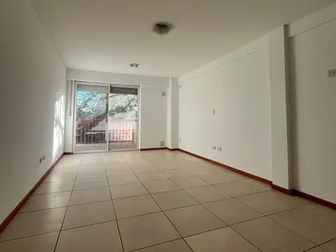 Montevideo 3700, Piso 03