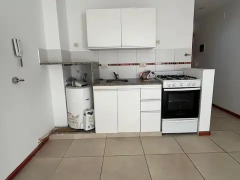 Departamento en Alquiler en Echesortu, $ 300.000