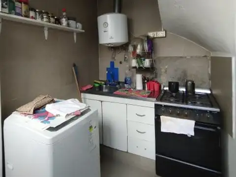 Se vende un departamento de 2 ambientes en PH - Apto Crédito - Barracas