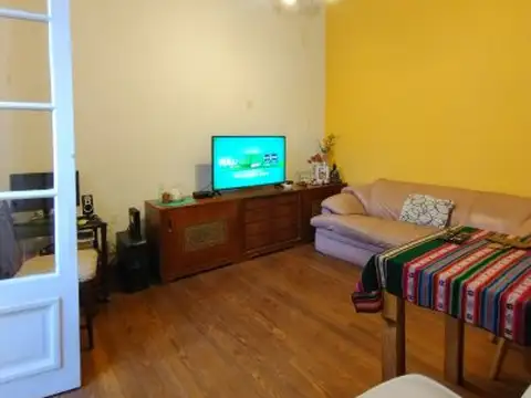 Rocha 1500, Piso 1