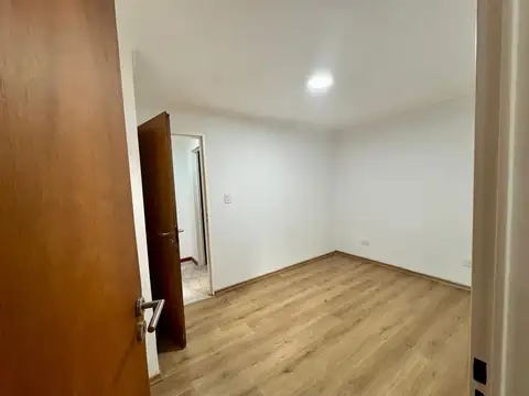 Depto Tipo Casa 4 ambientes con 1 baño
