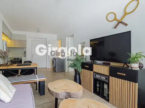 Venta Departamento de 2 ambientes en Las cañitas con cochera