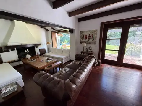 Casa en Alquiler de 5 dormitorios