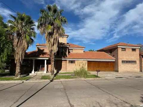 Barrio Jardín Marista  MB C1 100