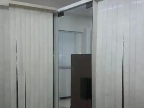 Oficina 4 ambientes con 1 baño