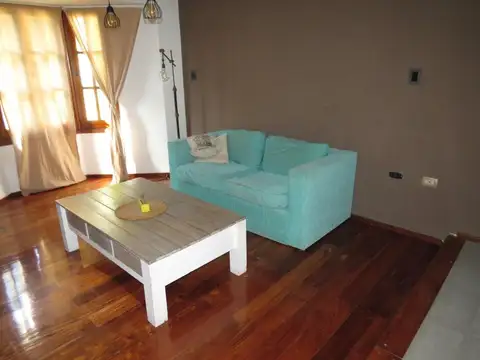 Casa 5 ambientes con 1 baño