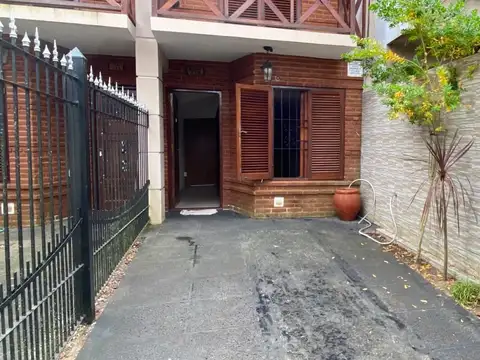 Depto Tipo Casa en Venta de 3 dormitorios