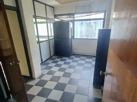 Oficina en Venta 50 años