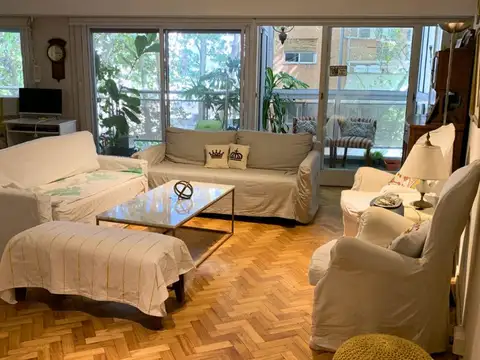 Departamento Piso 5 Ambientes en Palermo/Belgrano