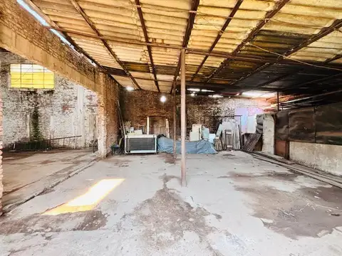 VENTA TERRENO c/GALPON LANUS