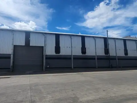 Galpón Industrial 4200 m² en Parque Industrial Moron - Haedo