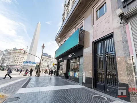 AV. PTE. ROQUE SAENZ PEÑA 900