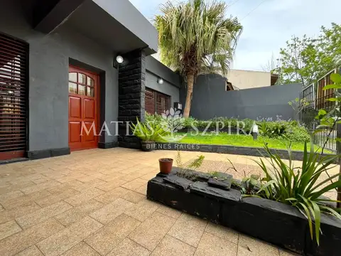 Casa 4 Ambientes a la Venta en Merlo