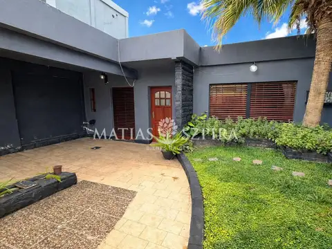 Casa 4 Ambientes a la Venta en Merlo
