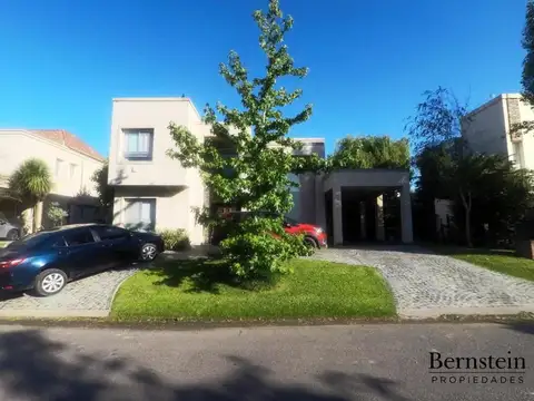 CASA EN VENTA :: ALTOS DEL SOL :: 6 AMBIENTES :: 600m2