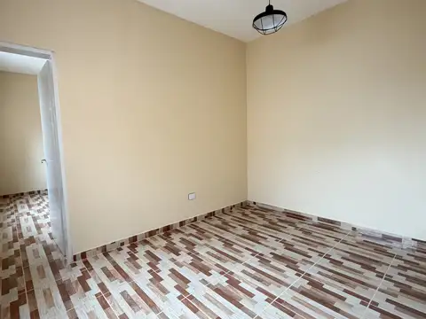 San Lorenzo 4500, Piso 1