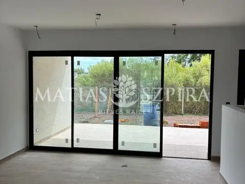 Casa en Venta al Este