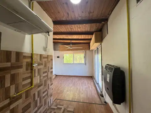 CASA 4 DORMITORIOS EN VENTA CITY BELL CON PILETA