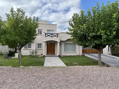 Casa en Venta de 4 dormitorios