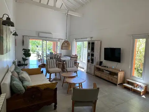 Casa en Venta, 1 planta, Barrio Araucarias, Puertos