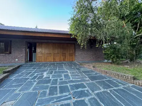 Casa en Venta en Campana, USD 500.000