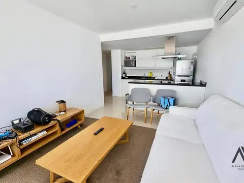 Apartamento en venta c/ cochera en Playa Brava