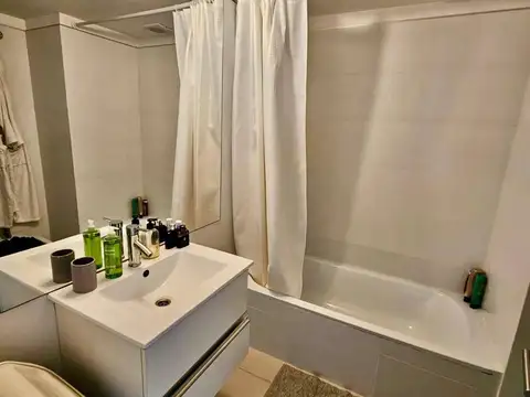 Departamento 5 ambientes con 2 baños